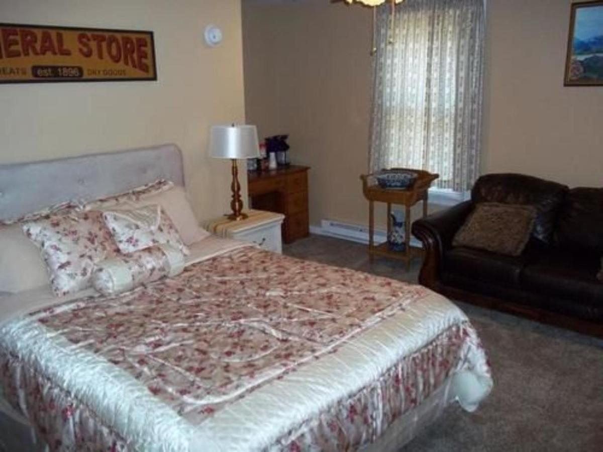 Tin Brook Bed & Breakfast Walden エクステリア 写真