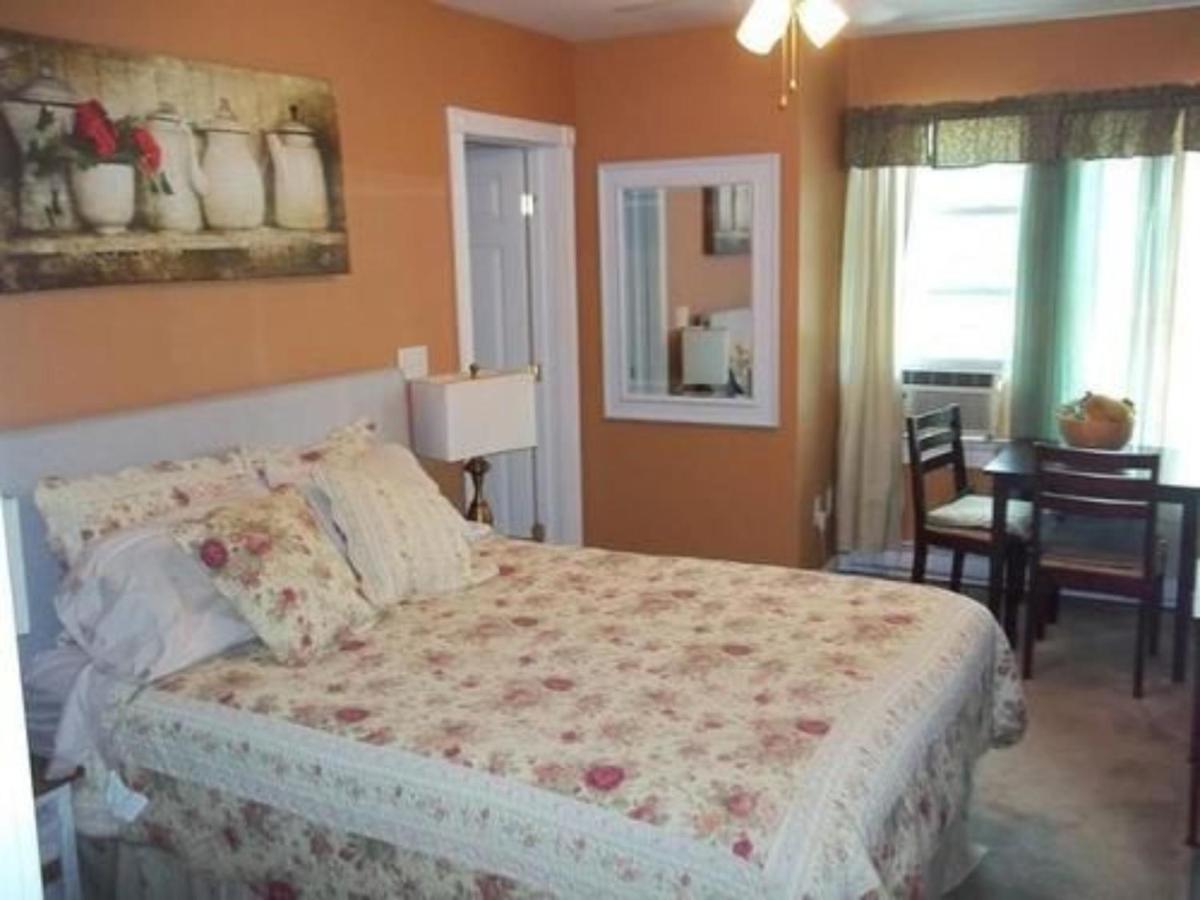 Tin Brook Bed & Breakfast Walden エクステリア 写真